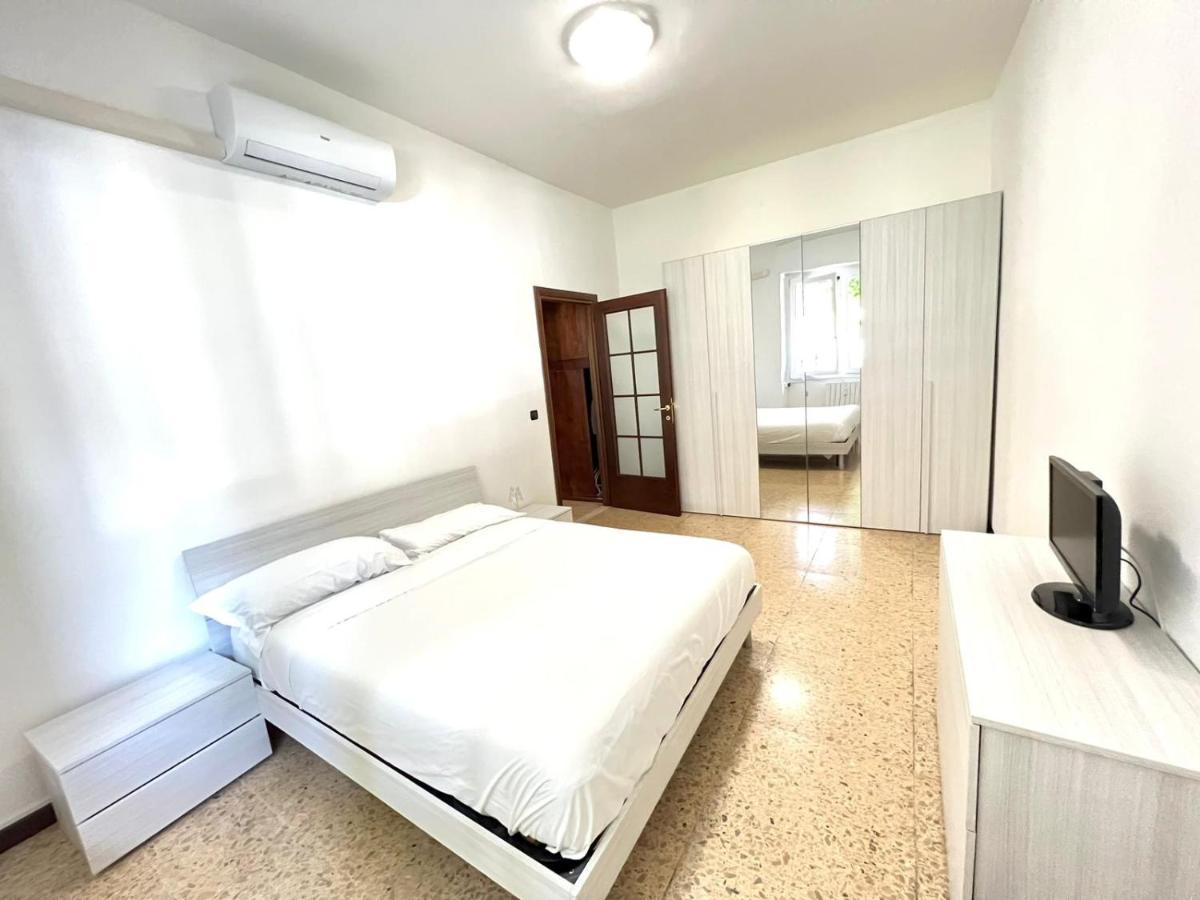 Famagosta House Apartment มิลาน ภายนอก รูปภาพ